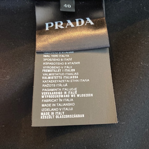 Prada mini skirt size 40 (S) - Picture 2 of 2